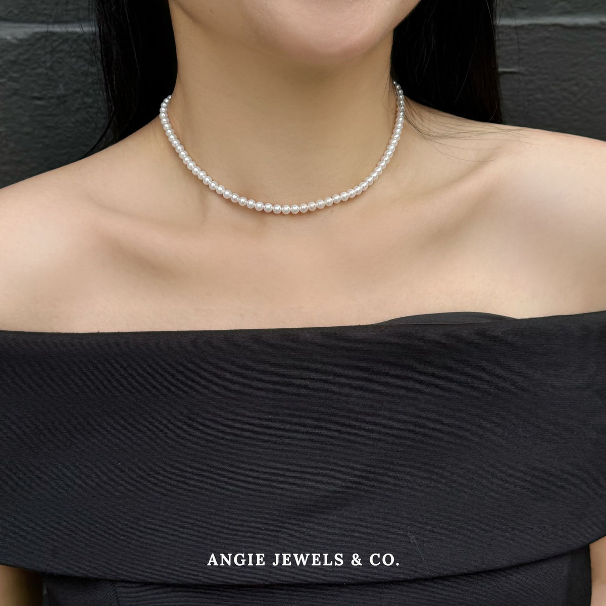 Petite Freshwater Pearl Neklace