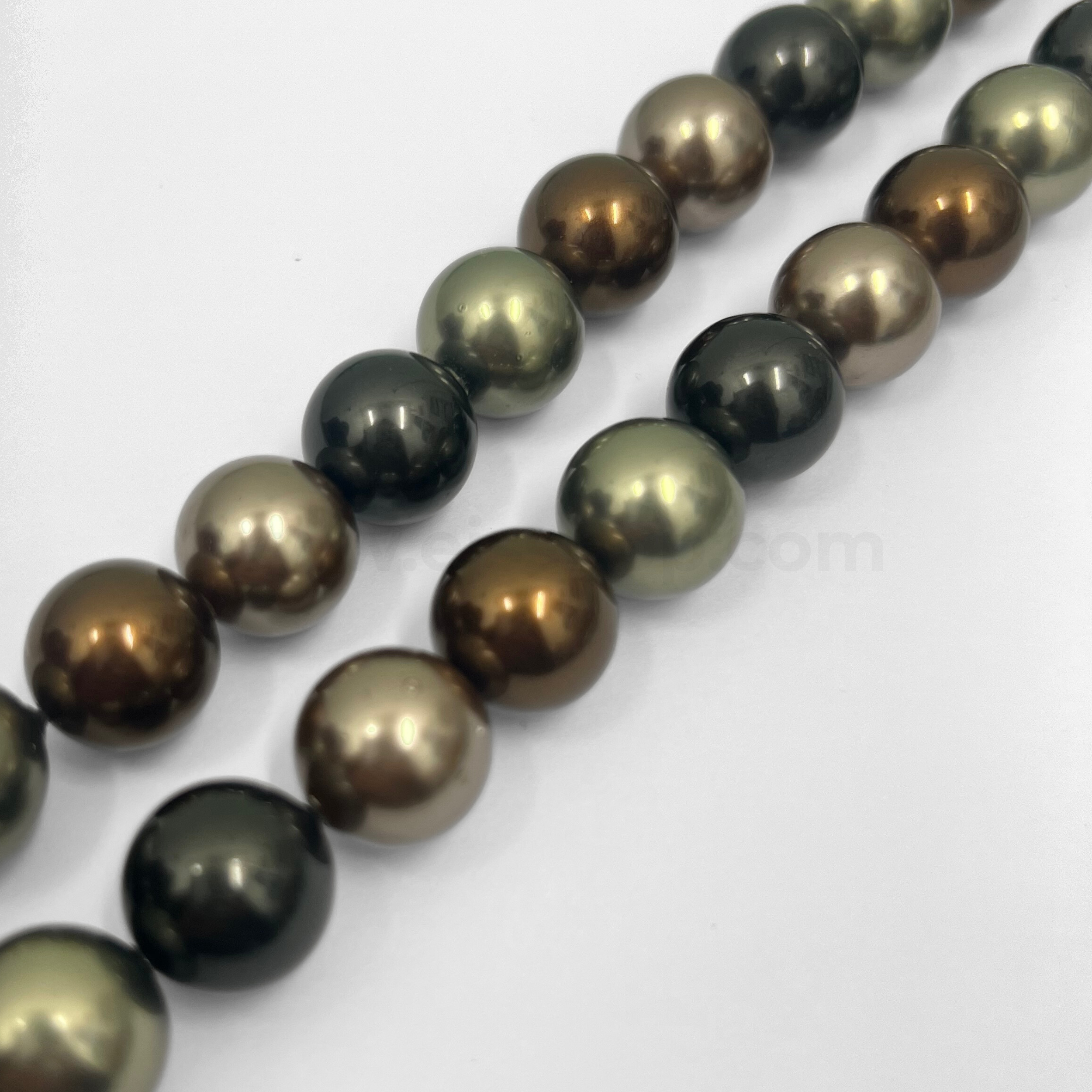 Peacock, Brown and Green 14mm Multi-Coloured Shell Pearl