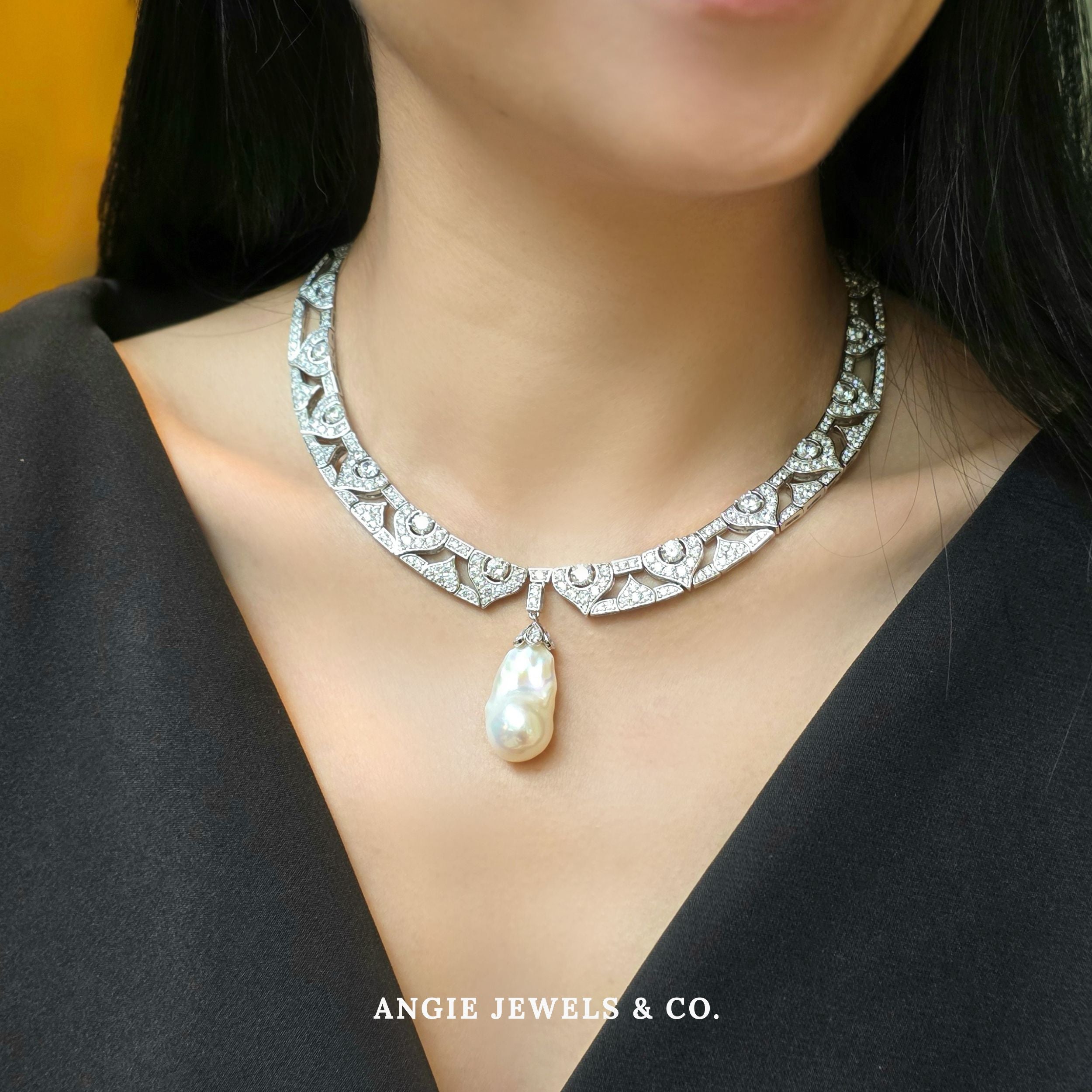 Galaxie Necklace With Baroque Freshwater Pearl Drop In S925
