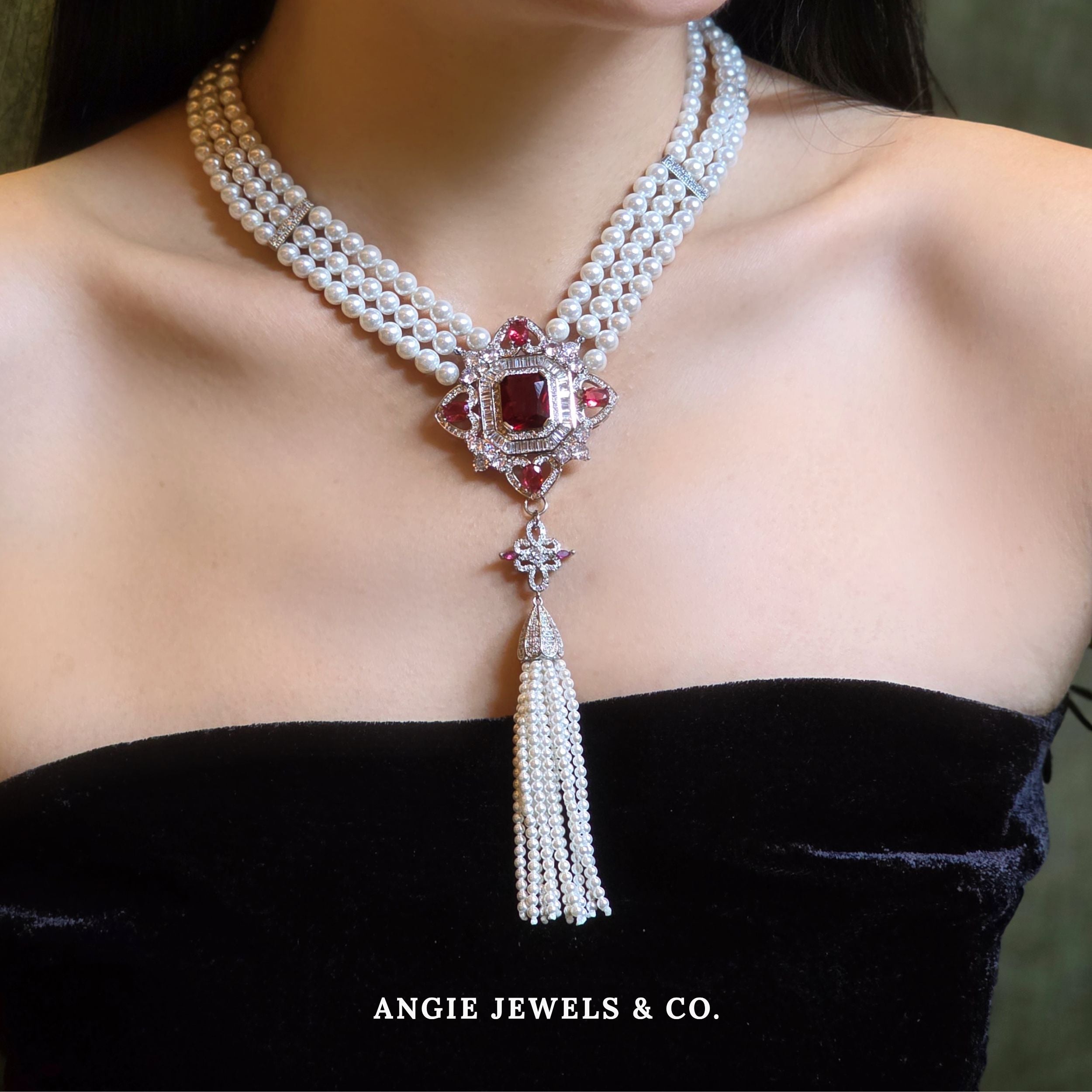 Twillight Necklace