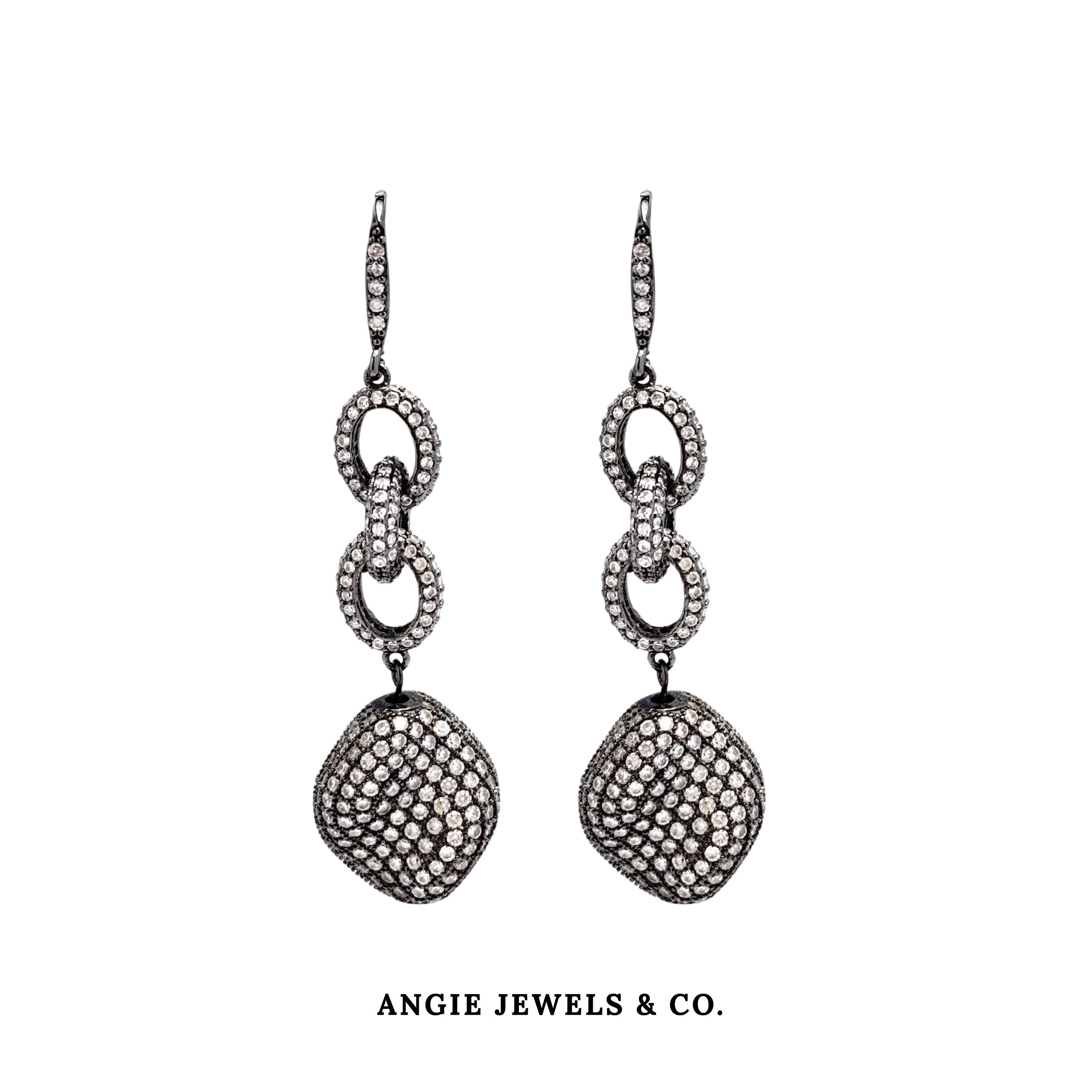 Bedazzled Disco Prune Chain Link