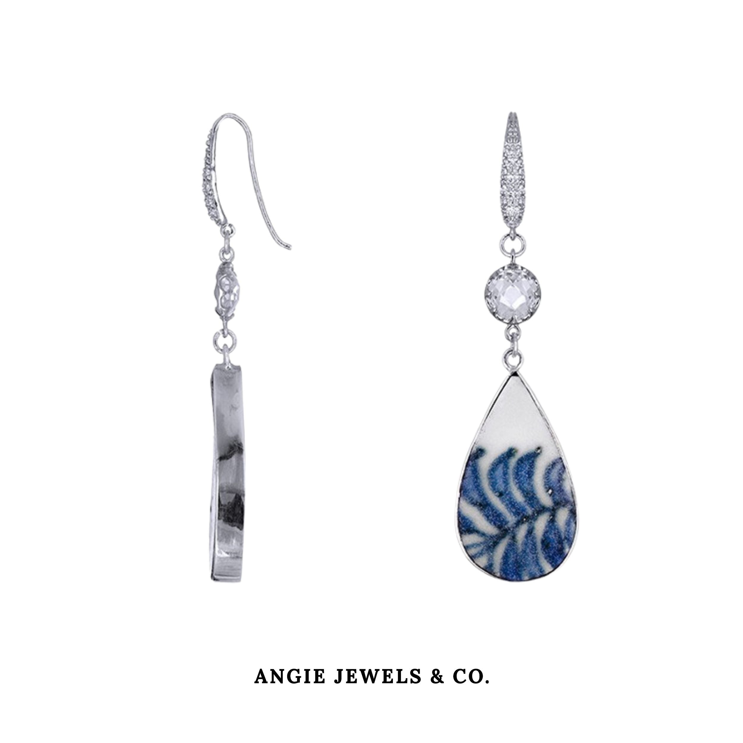 Alicia Leaf Earrings