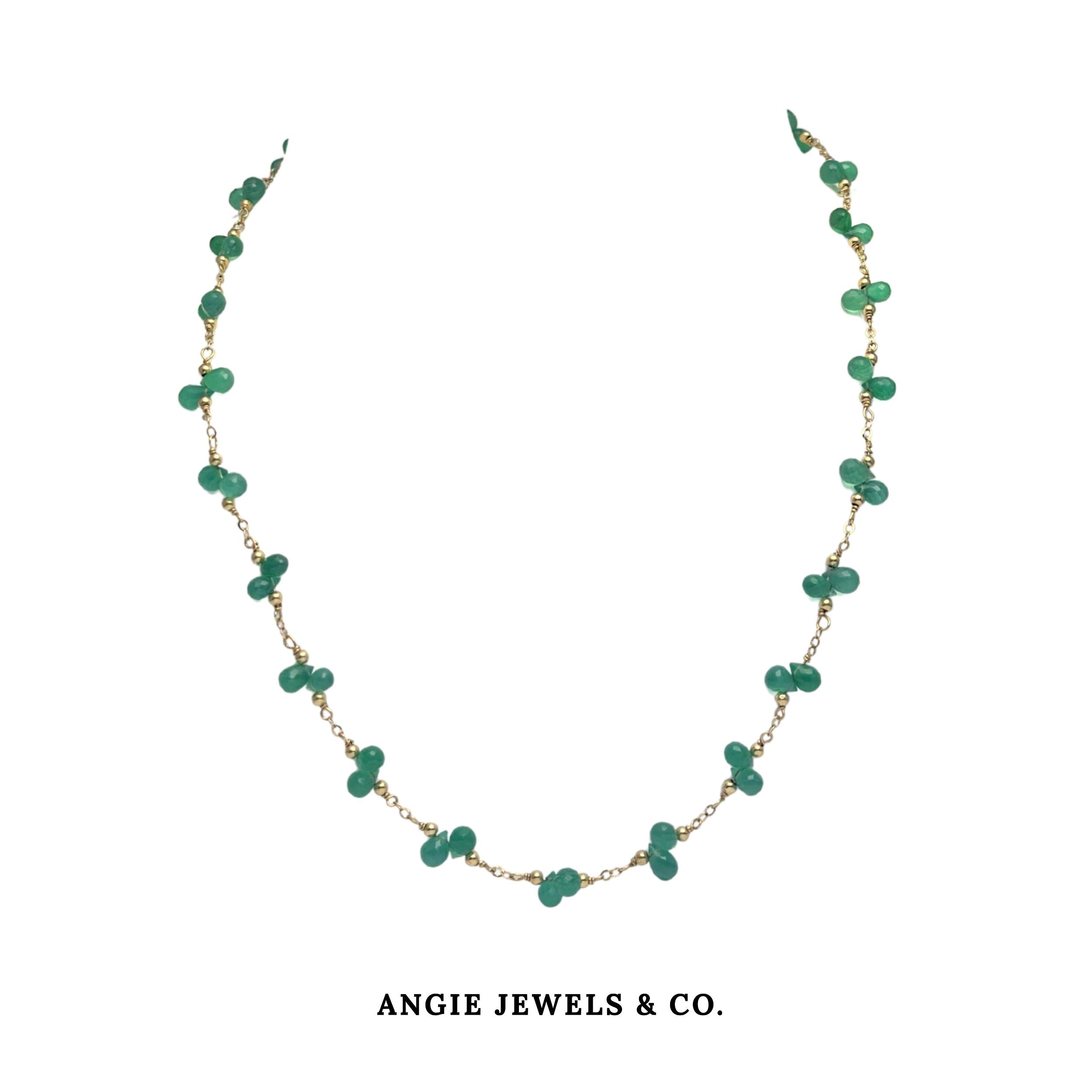 Bella Epasse with Green Onyx Briolette