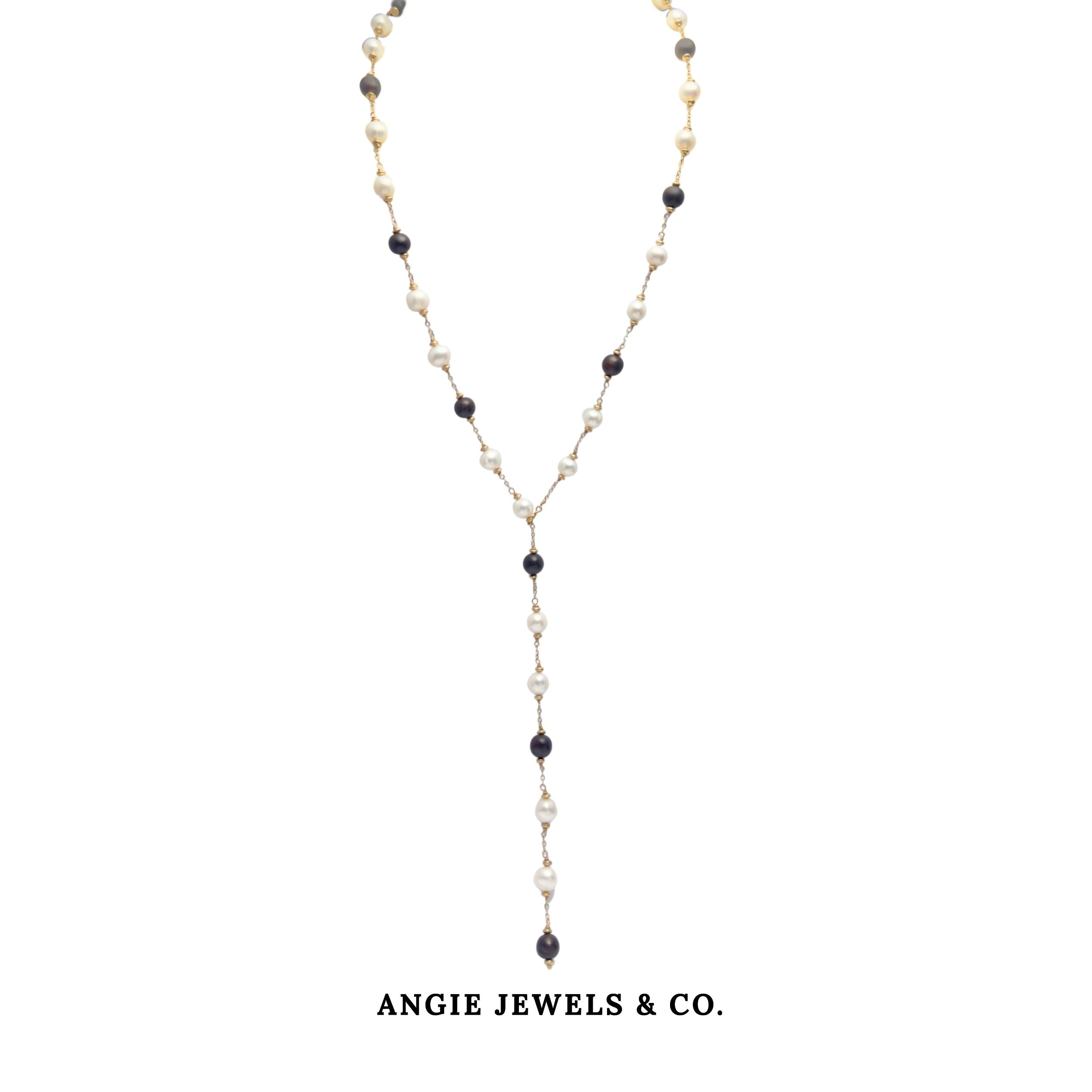 Bella Freshwater Pearl and Agarwood Necklace