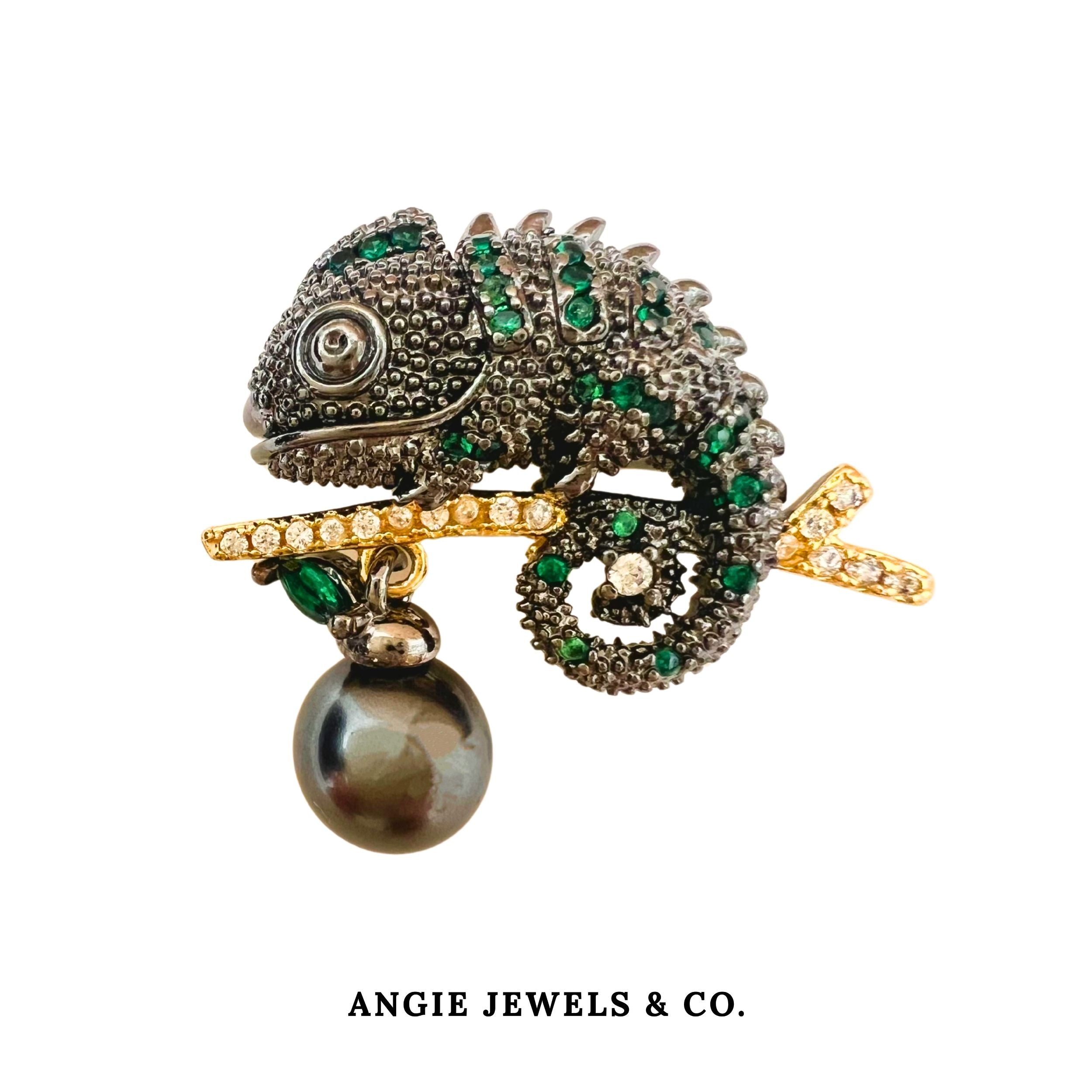Camelion Brooch SP 105