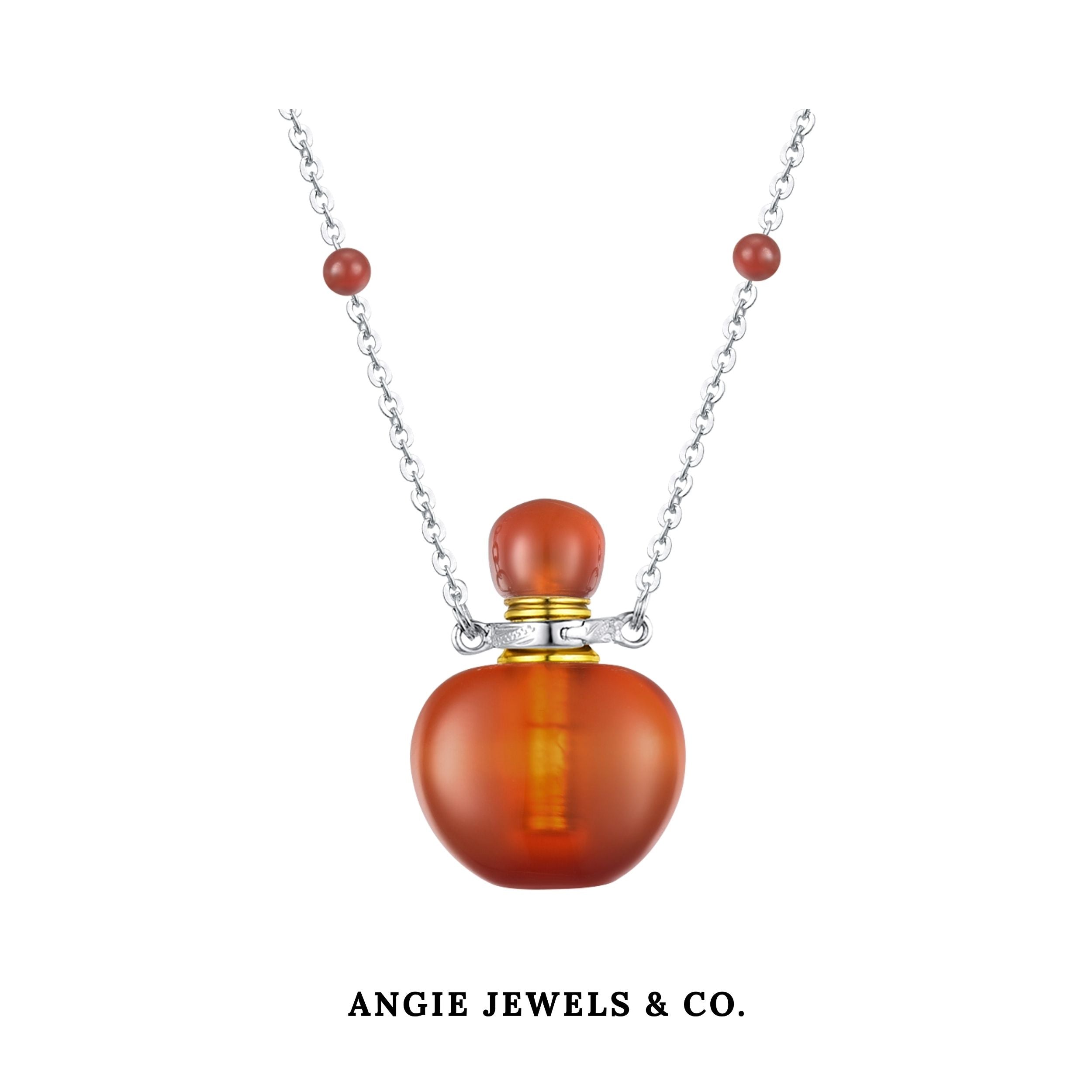 Camellan Aromatherapy Pendant Necklace