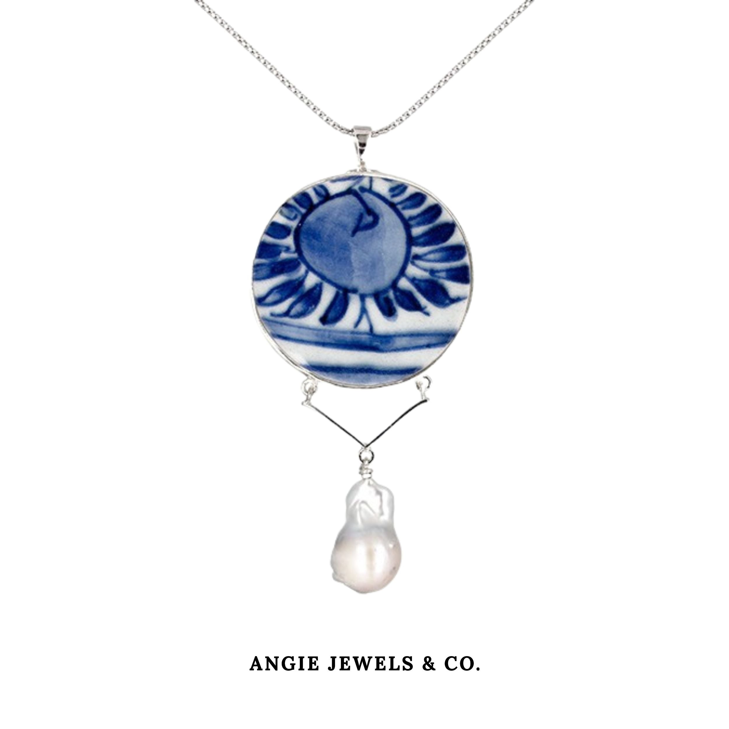 Carysa Pendant Necklace