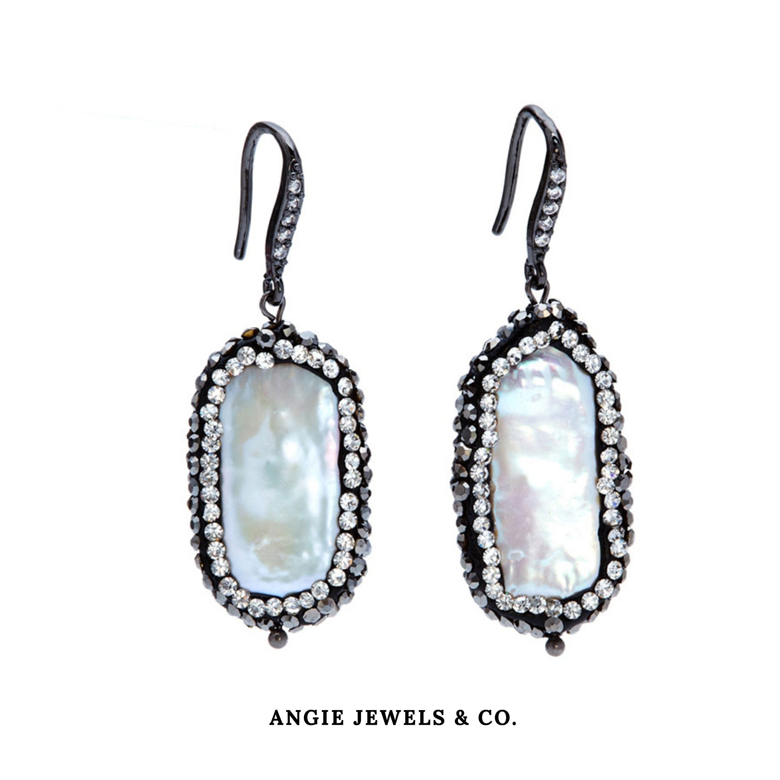 Delicate Dangling Earrings