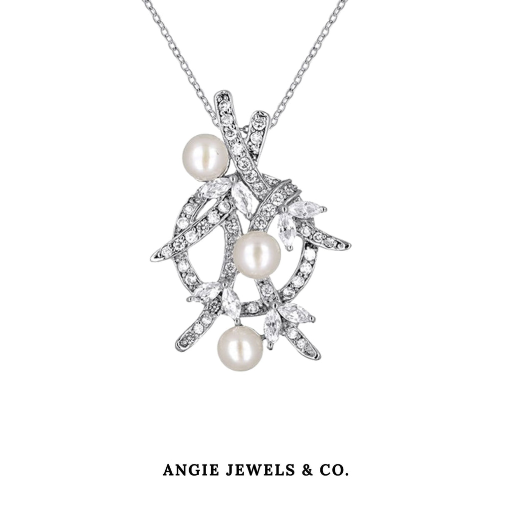Divine Freshwater Pearl Cubic Zirconia Pendant Necklace
