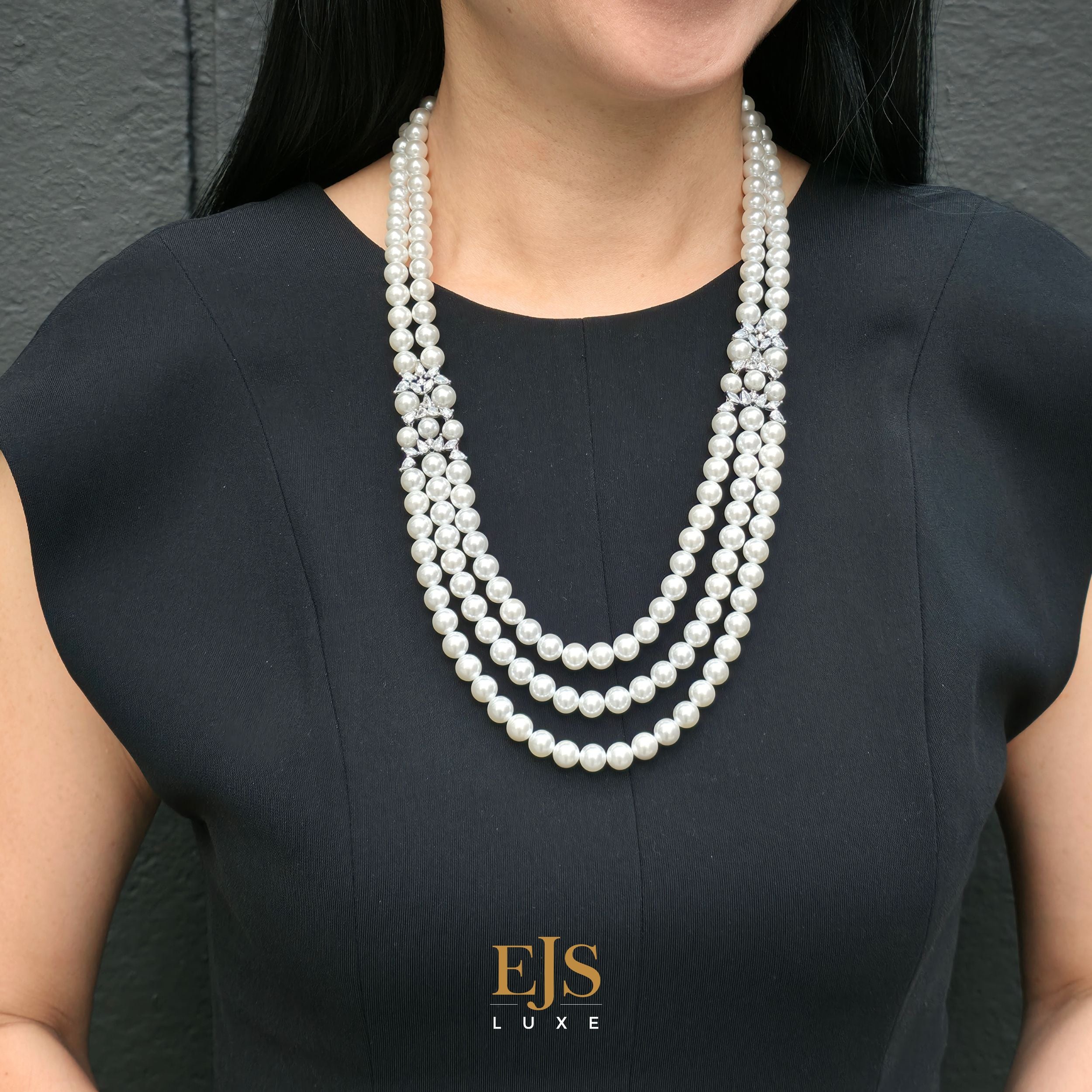 Swan Shell Pearl Luxe Workshop