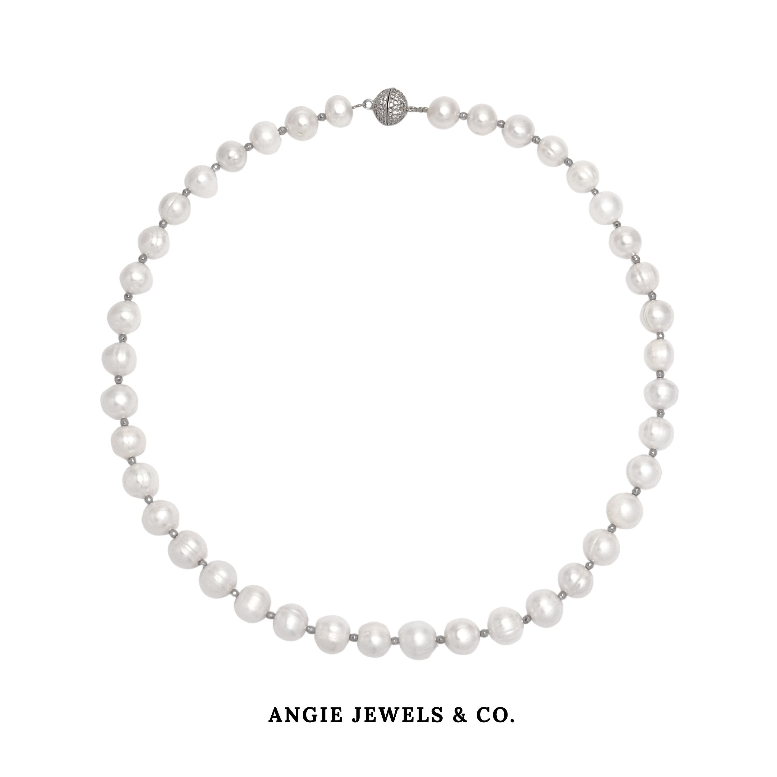 Freshwater Pearl with Magnectic Clasp Necklace