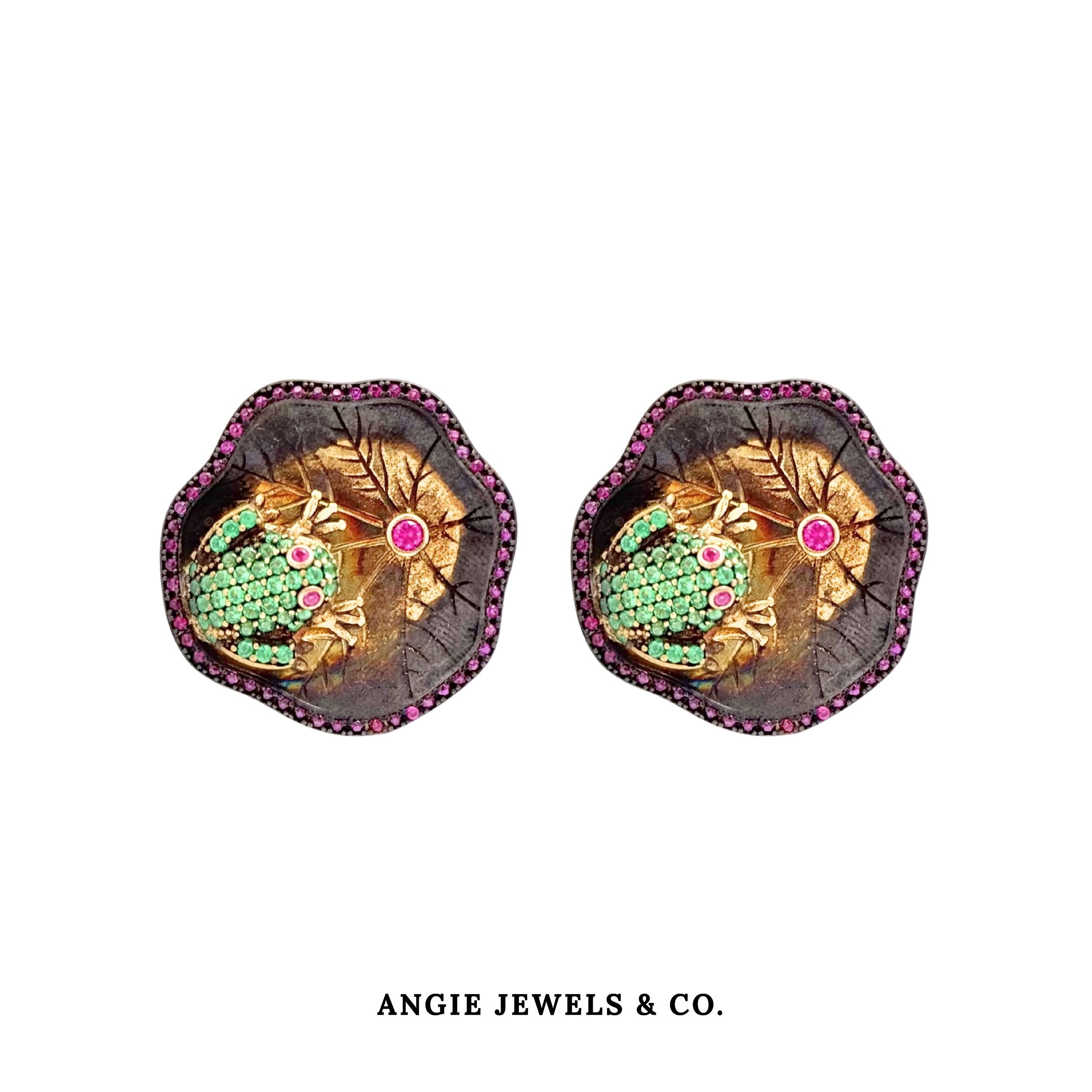 Frog on Lilypad Earring
