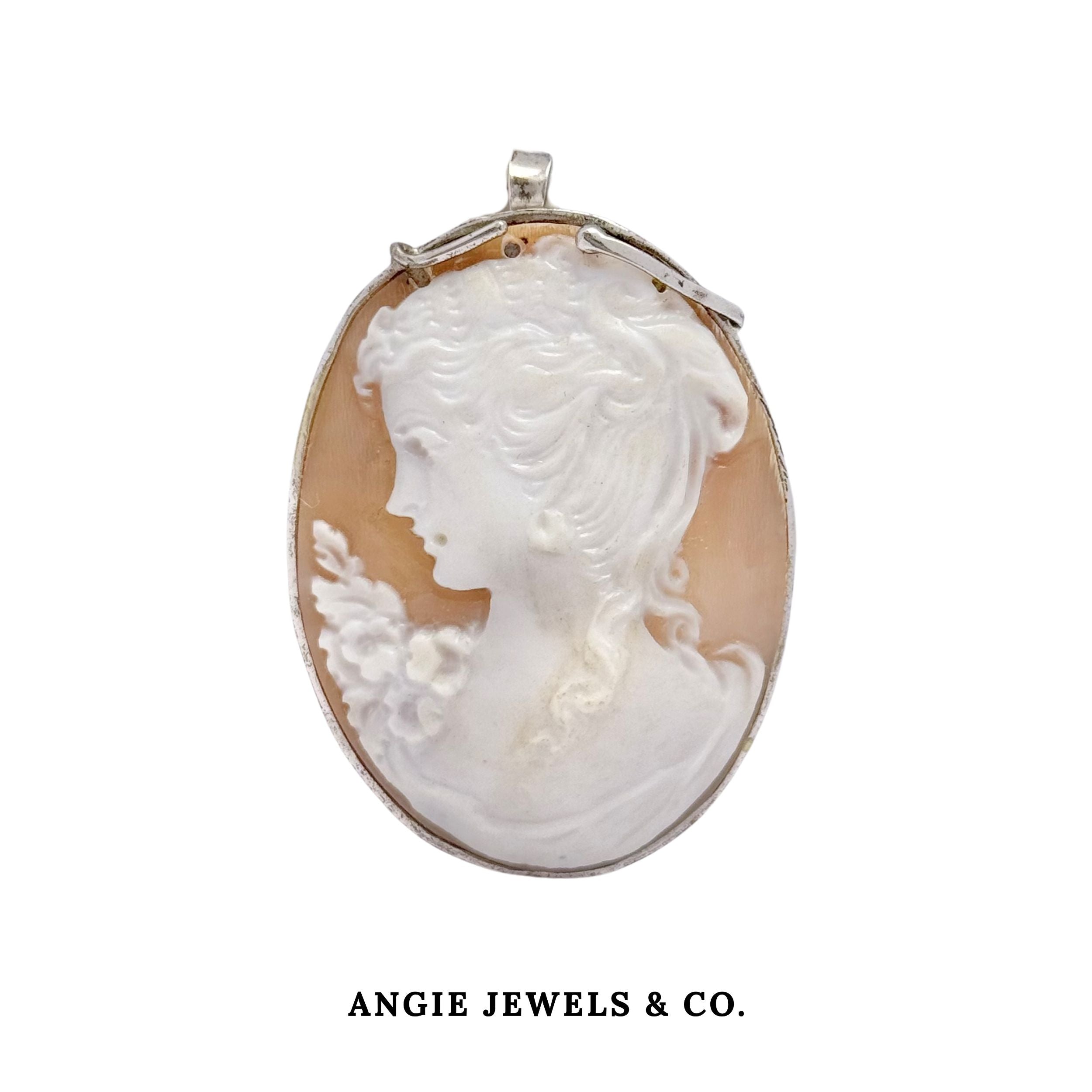 Italian Cameo Brooch/Pendant