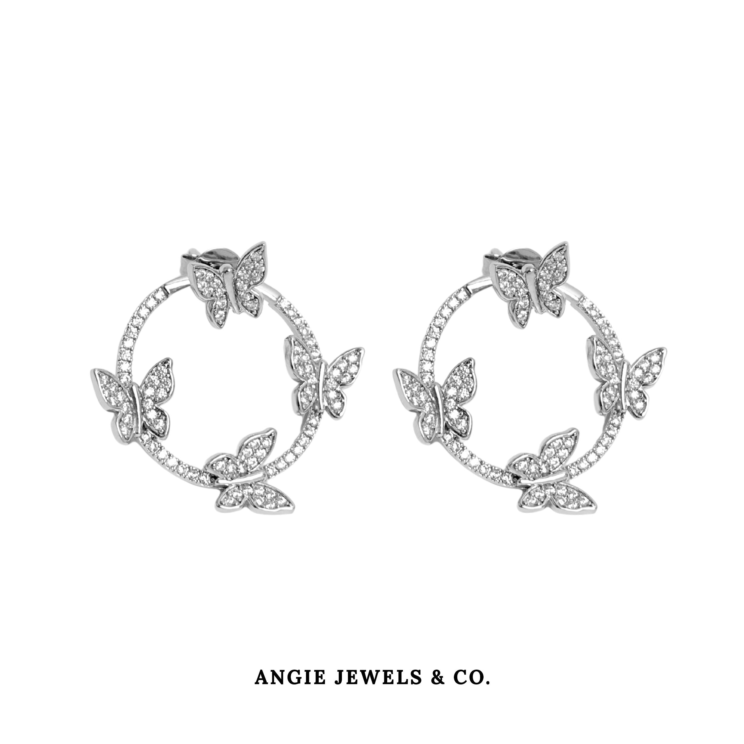 butterfly ring

Mariposa Sterling Silver Earring