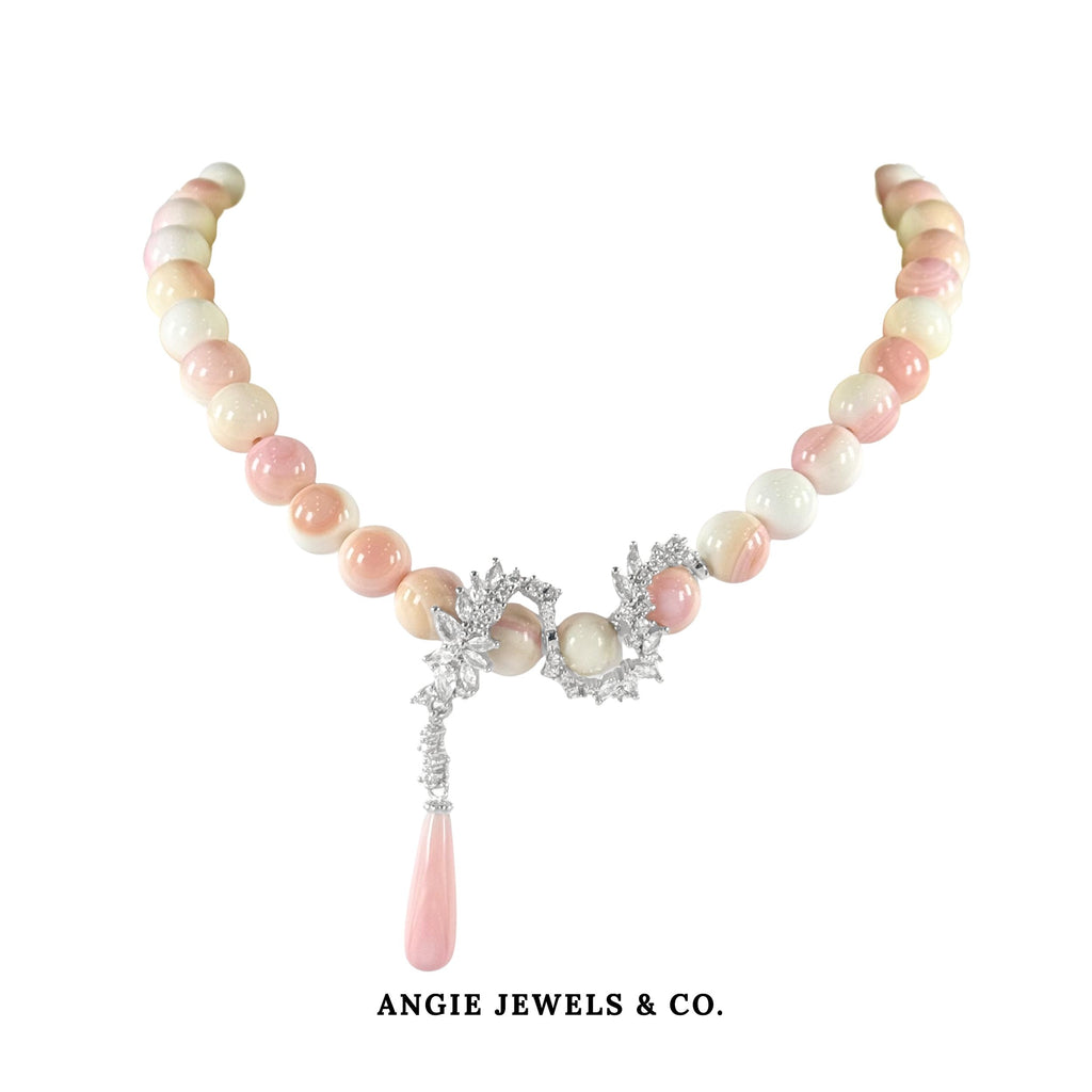 Phoenix Conch Shell Necklace