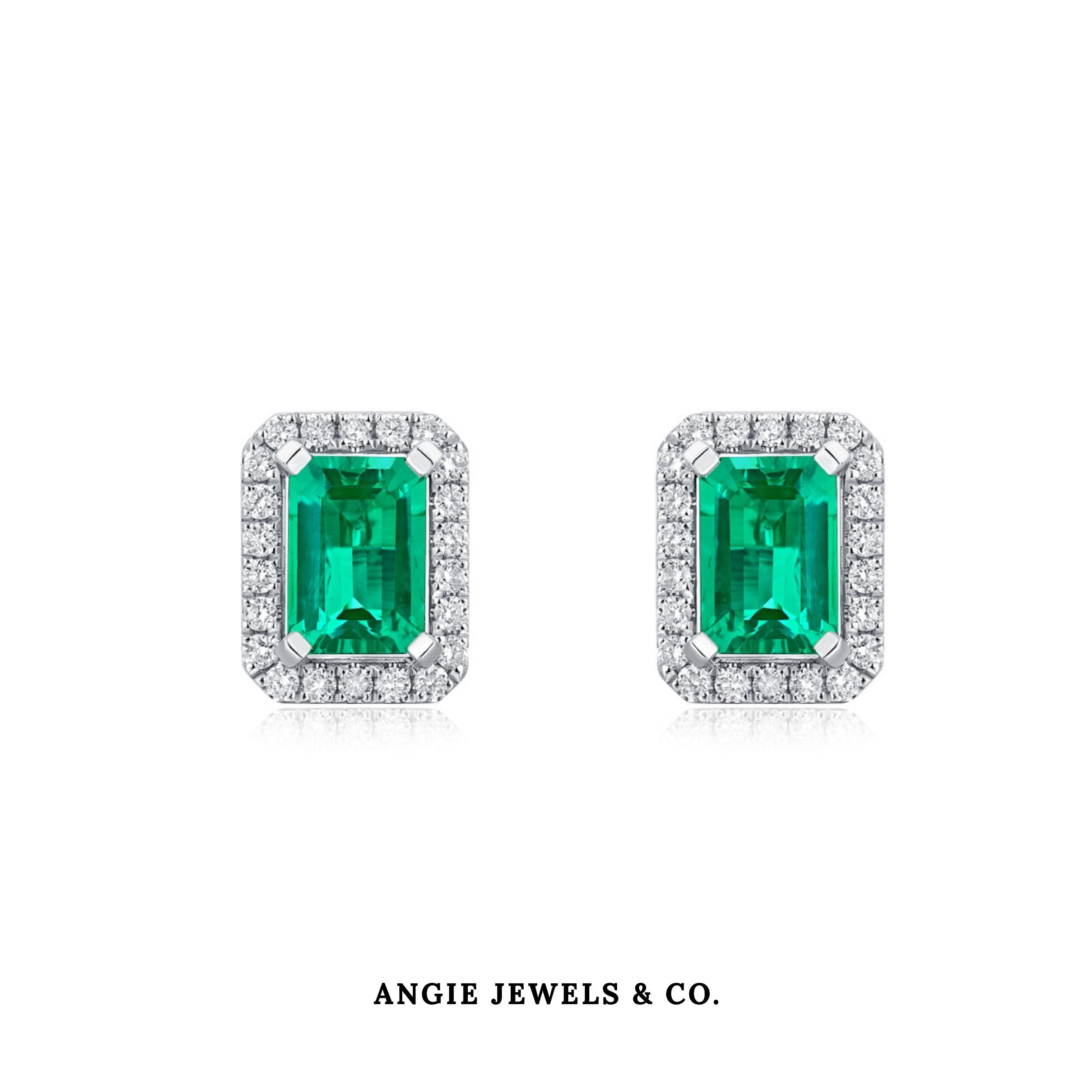 Émeraude Lumière Studs