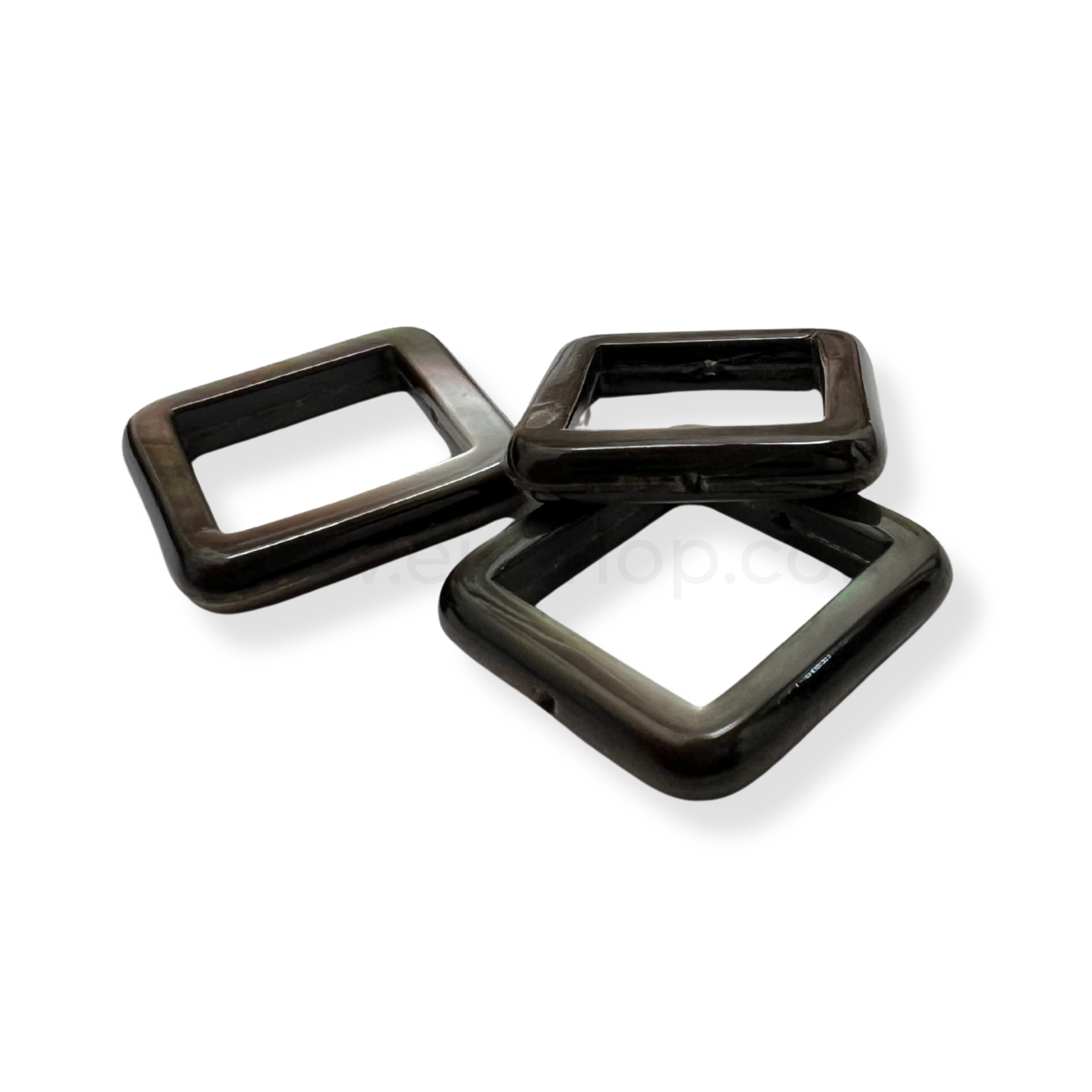Puff Ring Square Shape Black Shell 18x18mm