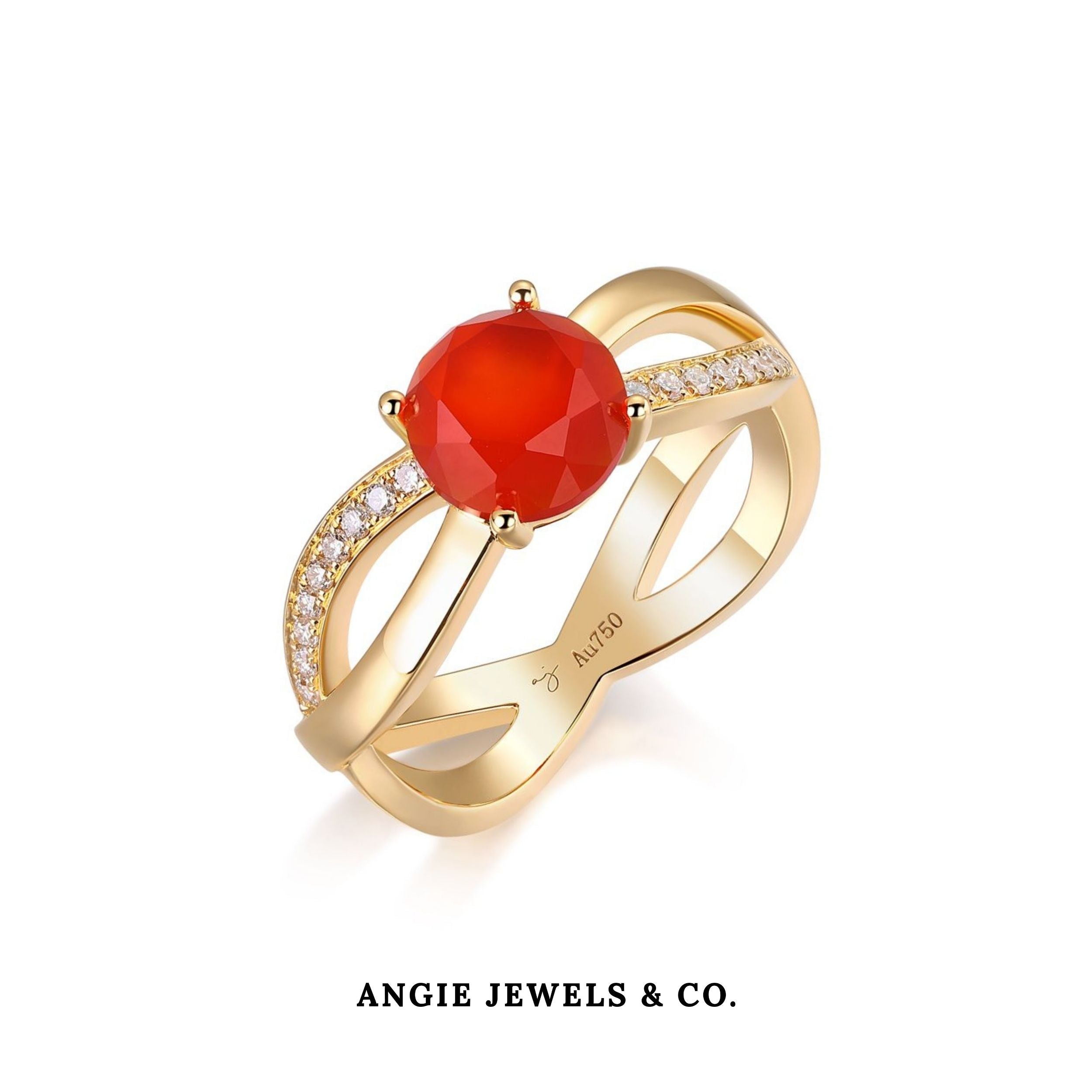 Red Agate With Diamond Ring in 18K Yellow Gold