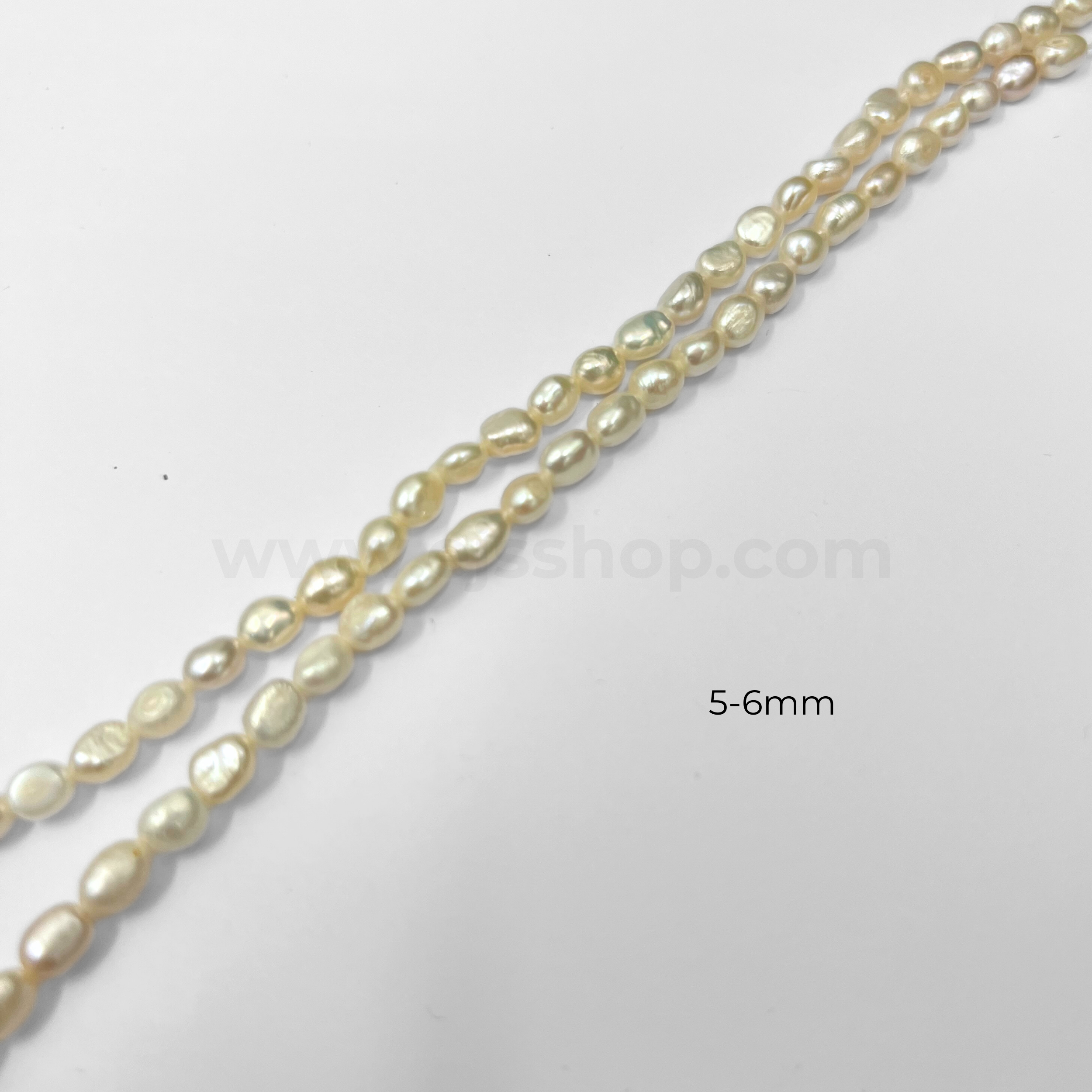 White Rice Flat Freshwater Pearl (Flat Baroque)