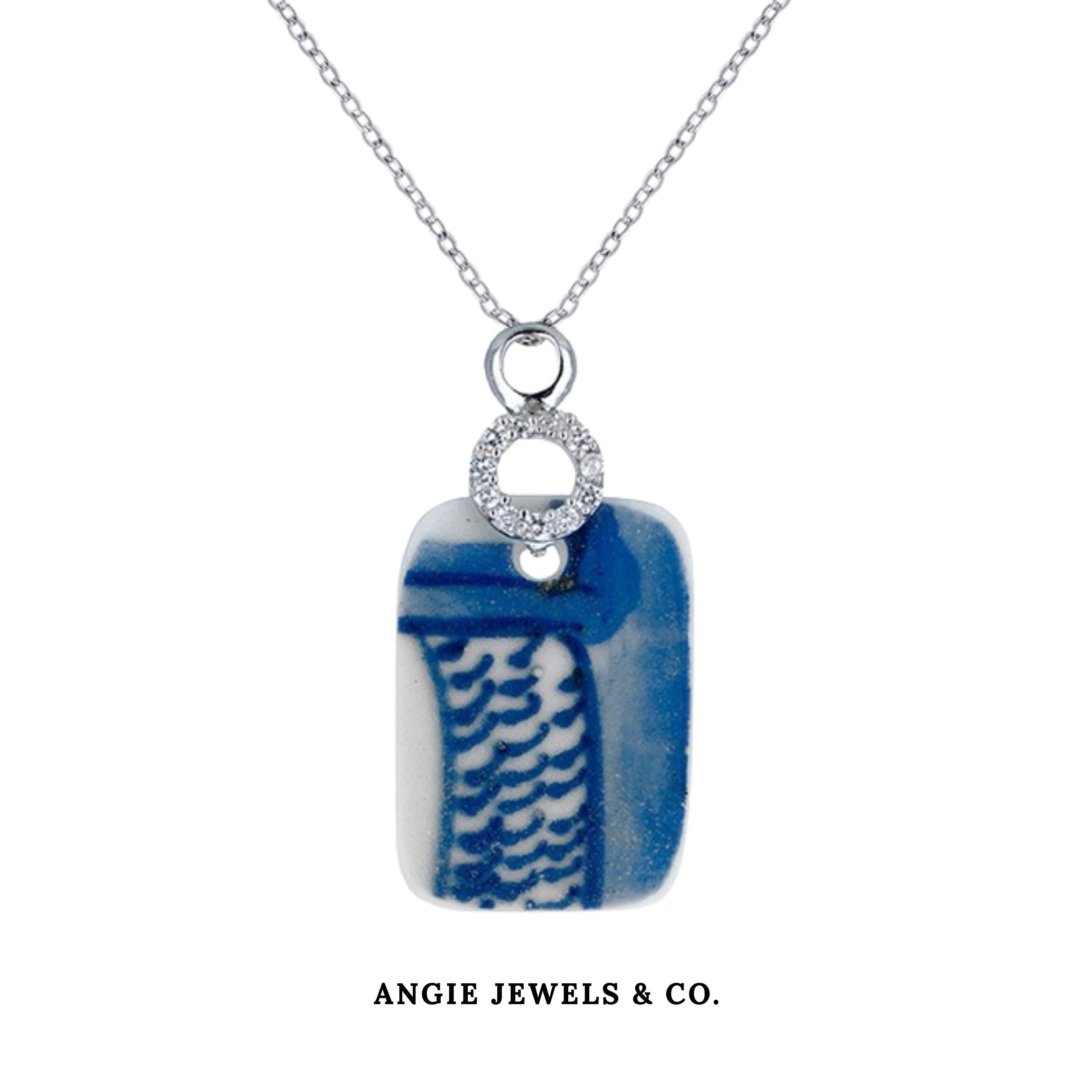 Themis Pendant Necklace