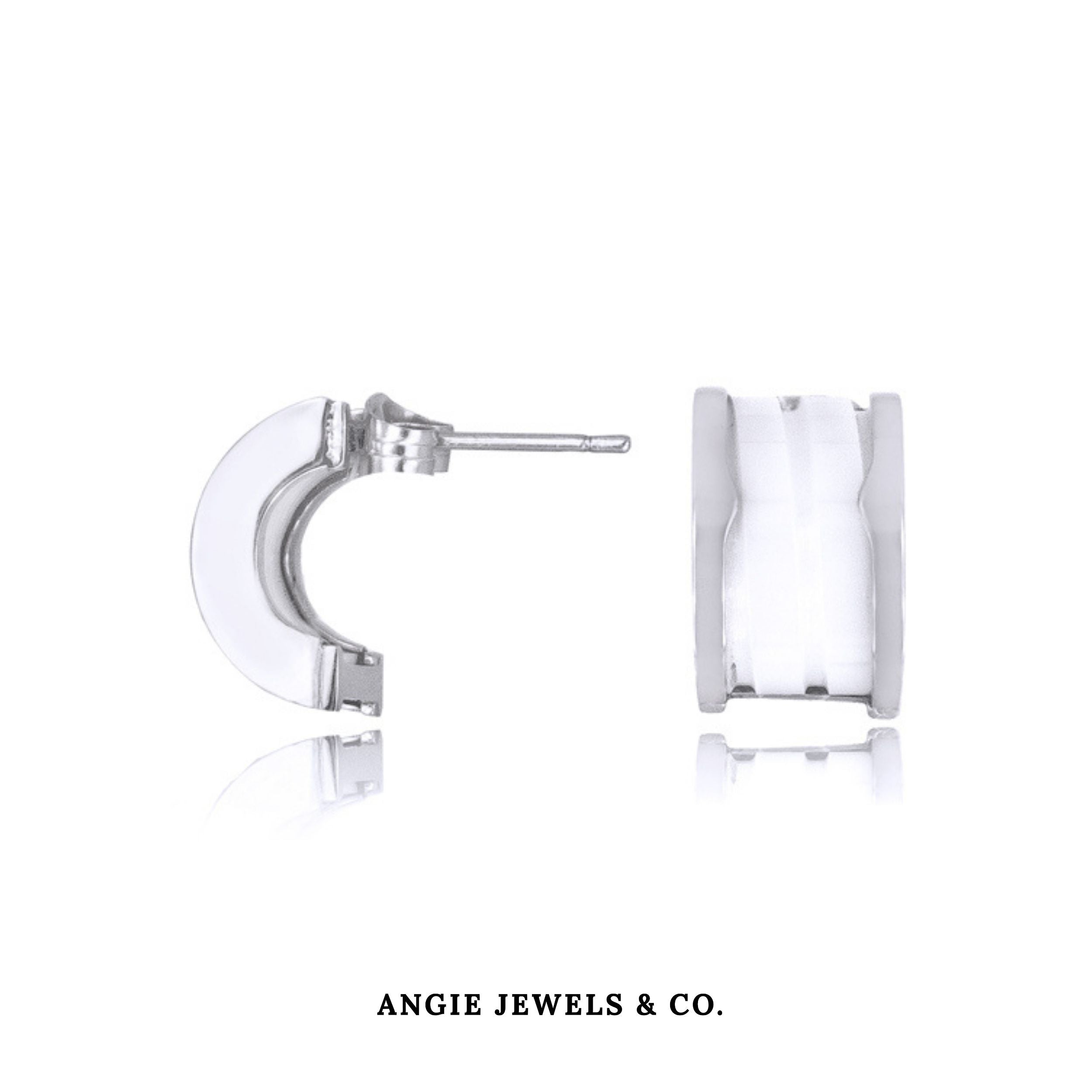 WhiteFleurDropEarrings