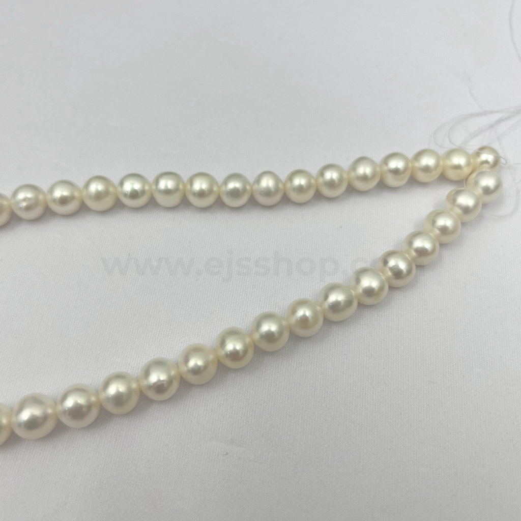 White Round 10mm - 11mm Grade AA Freshwater Pearls