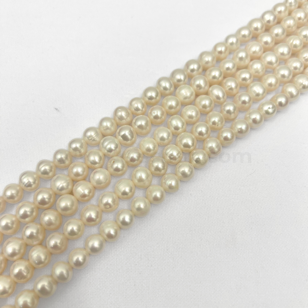 White Round 8mm - 9mm Grade A Freshwater Pearls