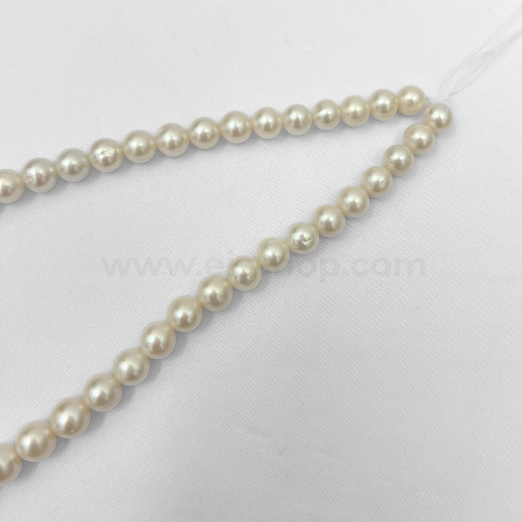 White Round 9mm - 10mm Grade AA Freshwater Pearls - 1000