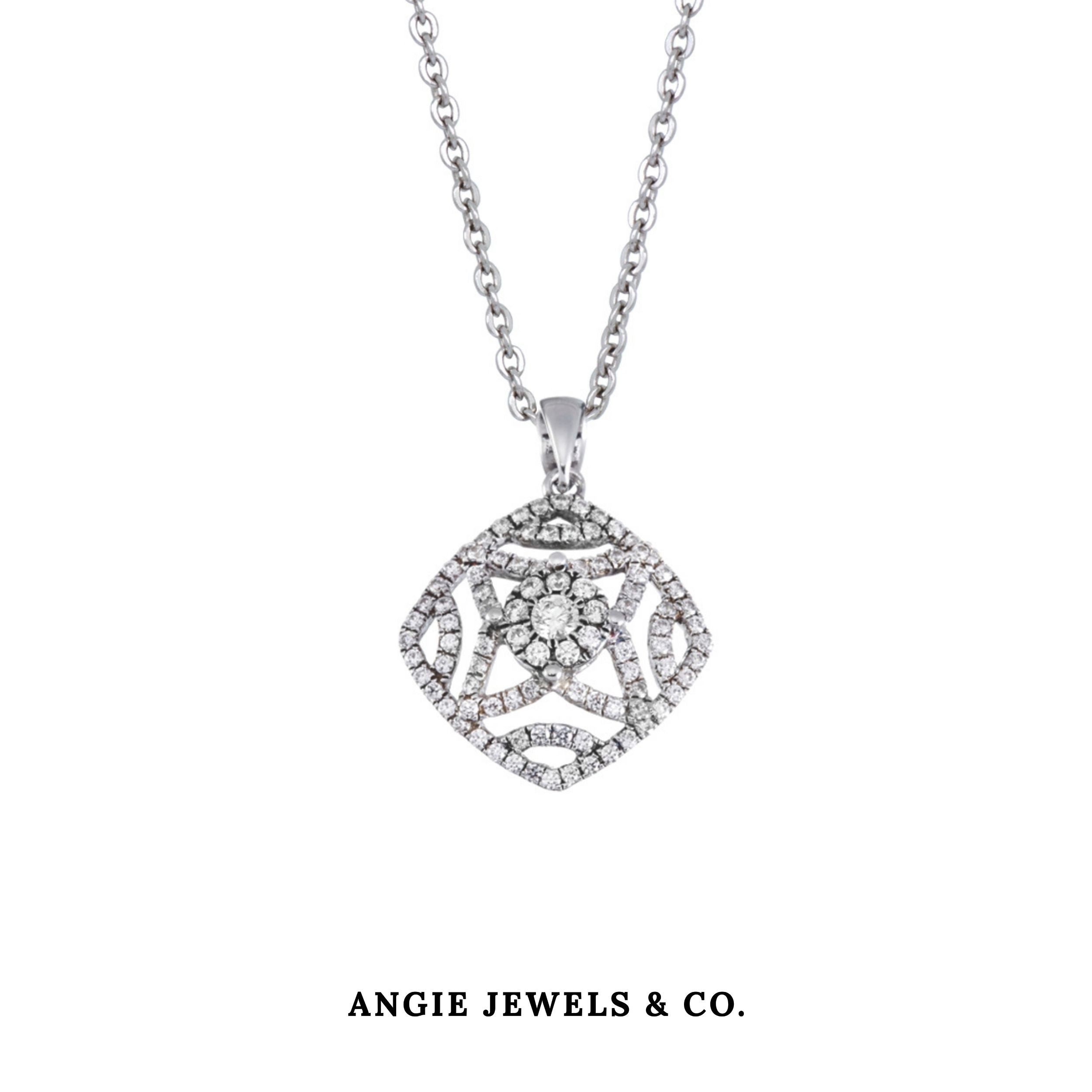 Yadira Pendant Necklace