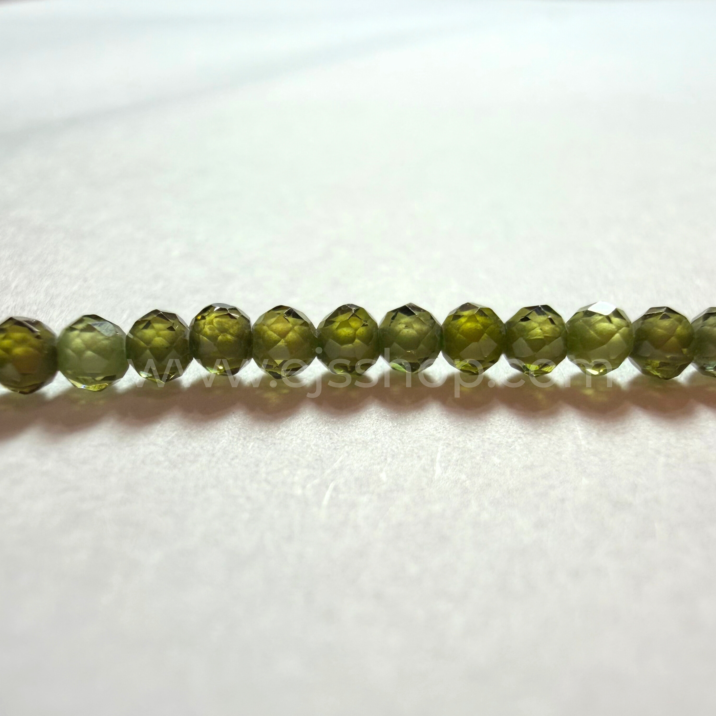 Zircon Olive Green 2mm