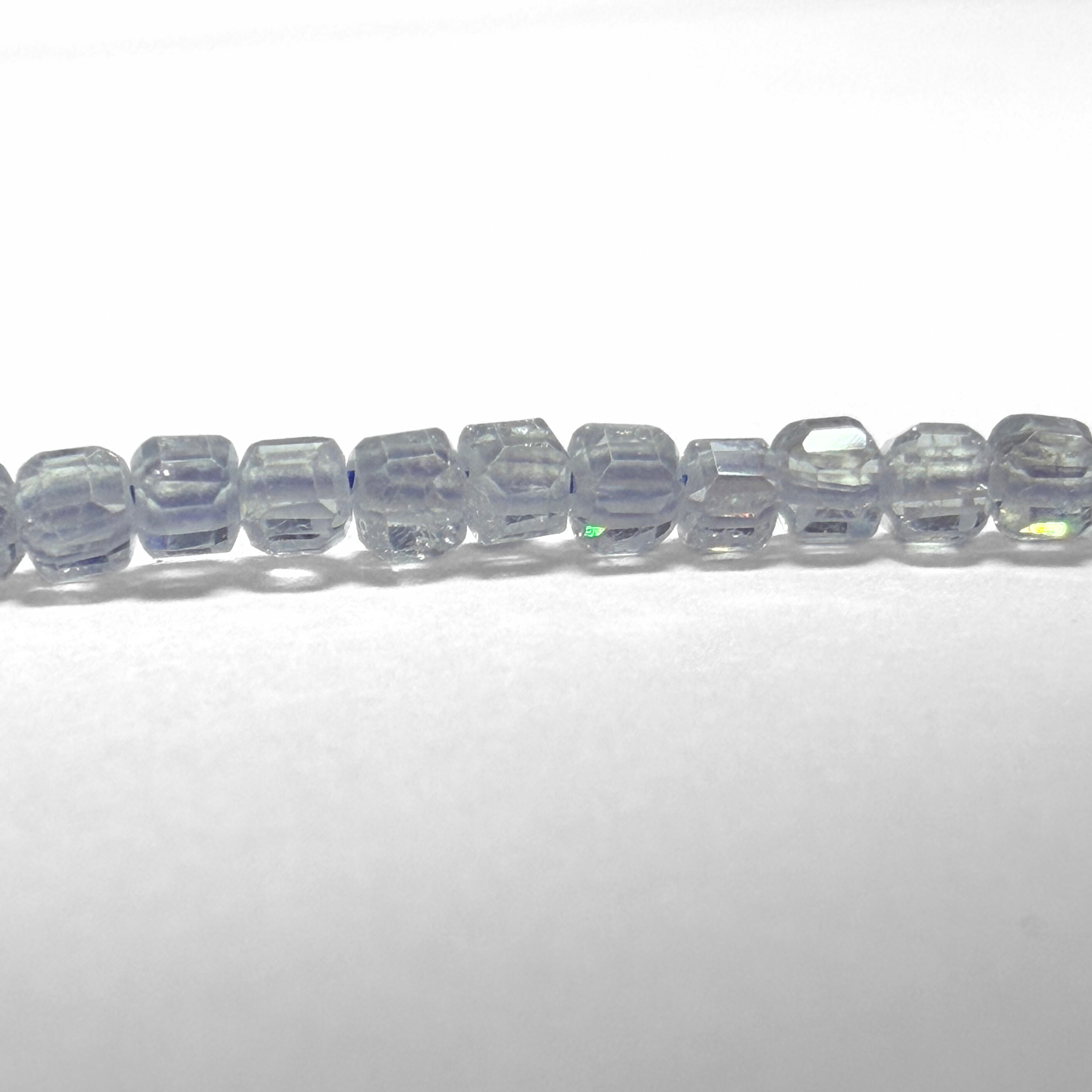 Zircon Cube Light Blue 2mmx2mm