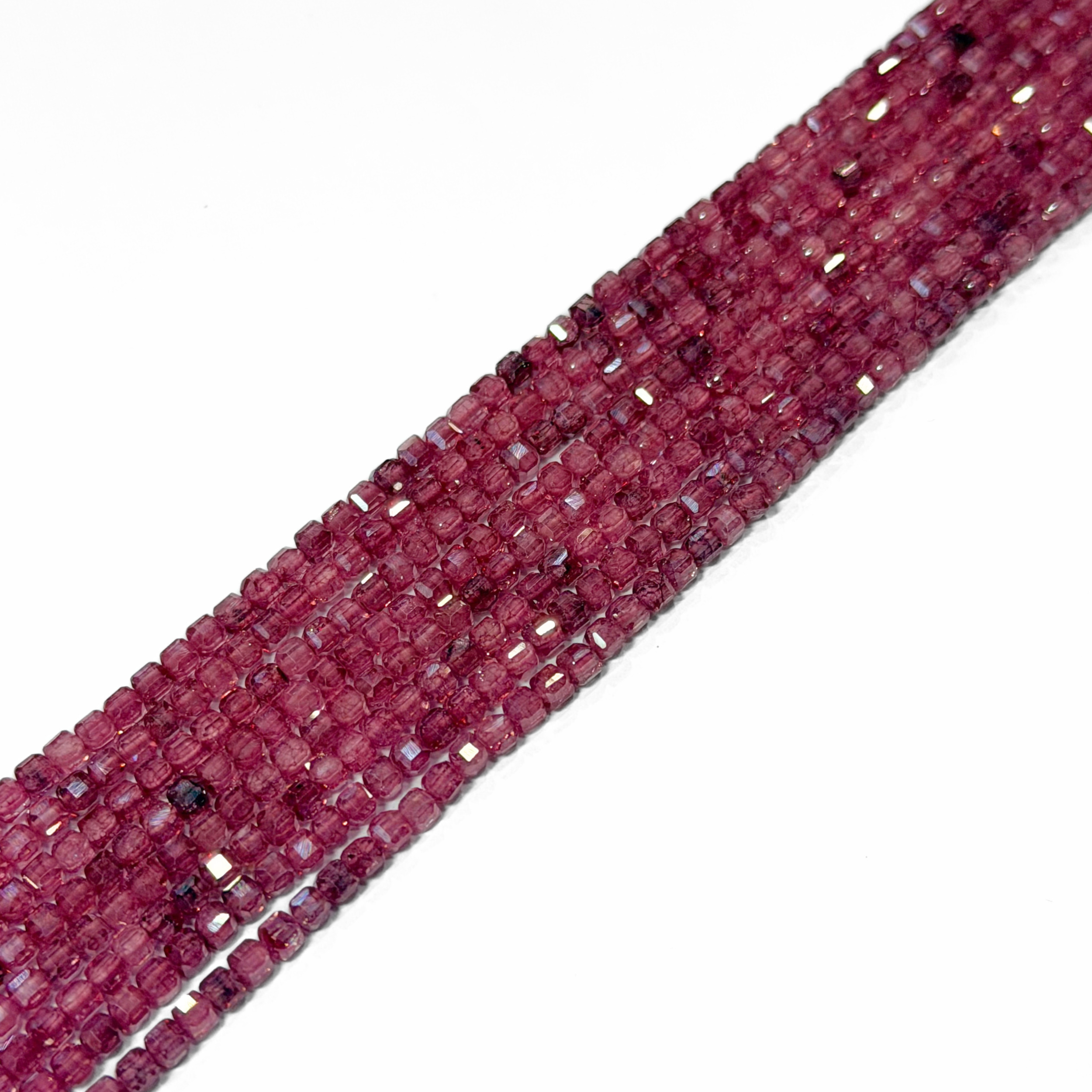 Zircon Cube Sapphire Pink 3mmx3mm