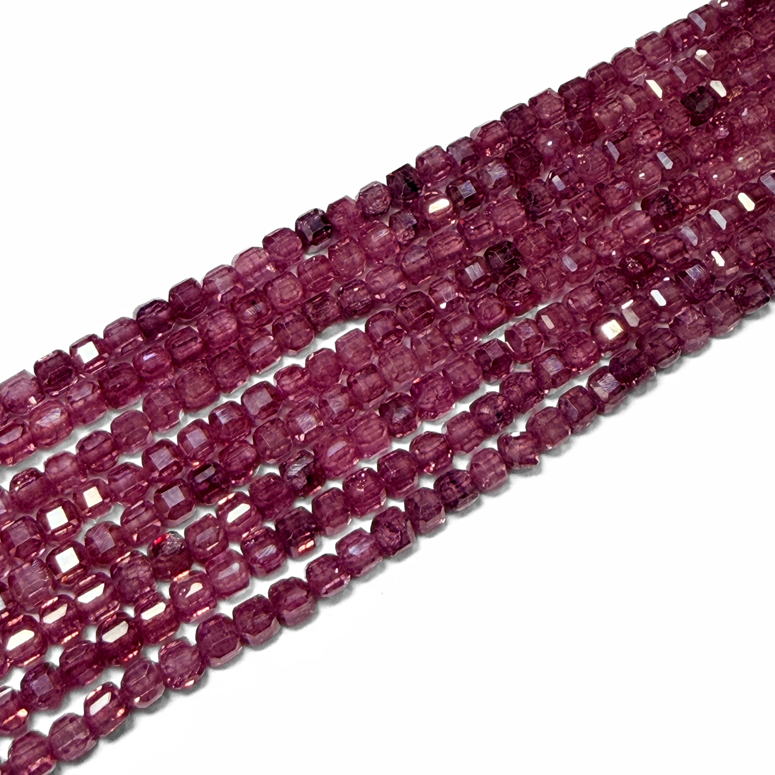 Zircon Cube Sapphire Pink 3mmx3mm